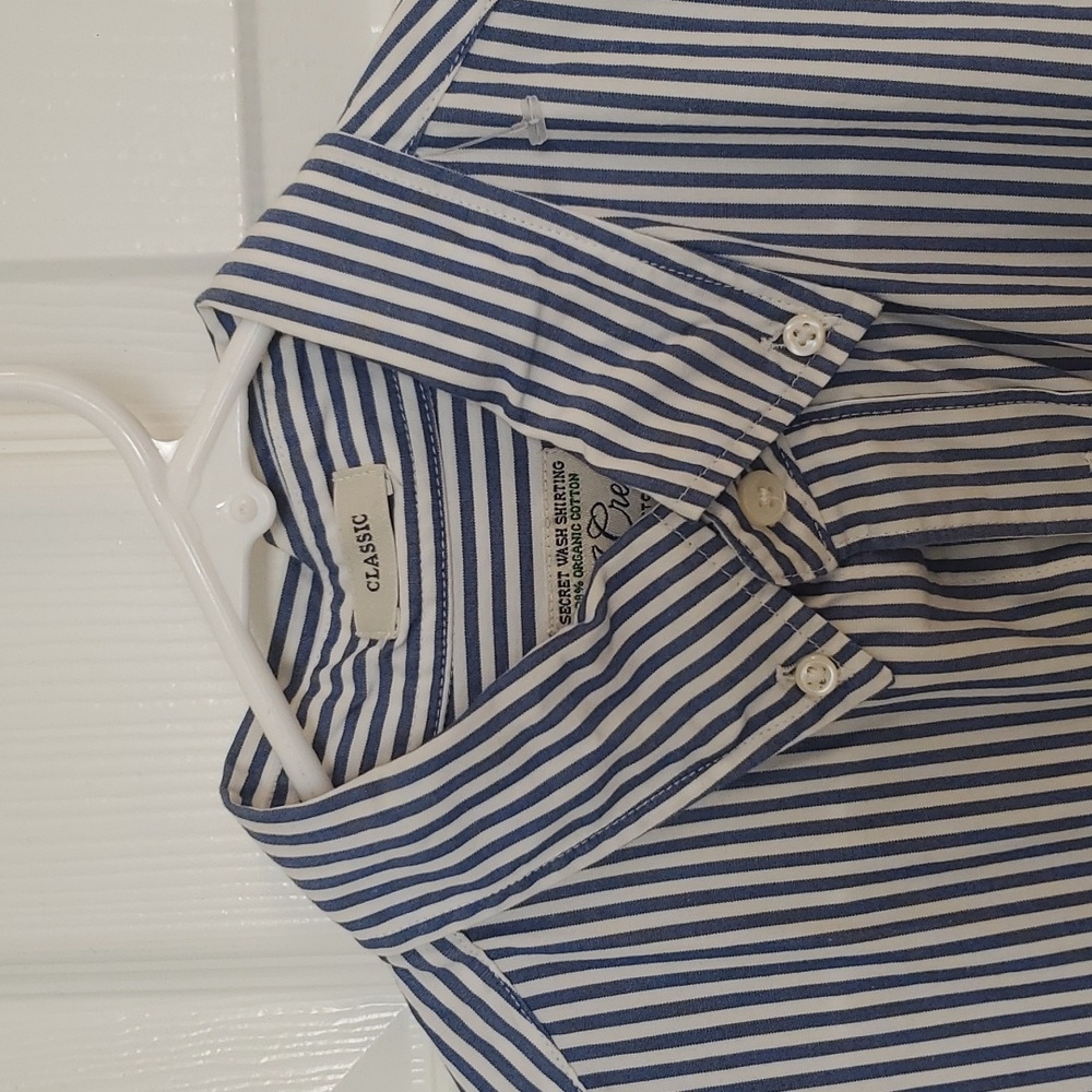J.Crew classic button down. - Picture 2 of 5
